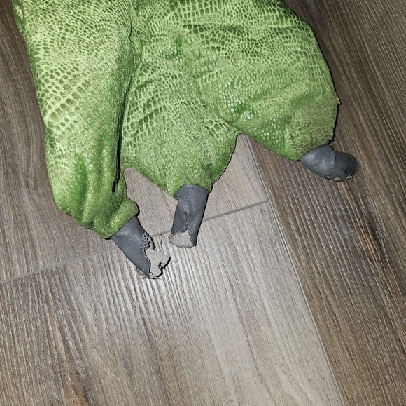 Disney Store Monsters Inc. Mike Wazowski 4T-6T Kids Halloween Costume Full Body - Picture 6 of 11